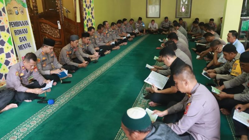 Yasinan dan Doa Bersama Rutin, Kapolres Parepare Ajak Jajarannya Memakmurkan Masjid