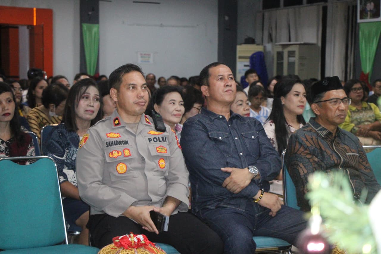 Waka Polres Parepare Hadiri Ibadah Natal Perdana DPP Masyarakat Kawanua Sehati