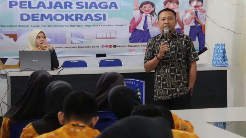 Melek Demokrasi Sejak Dini: Pelajar di Parepare Siap jadi Pengawas Partisipatif