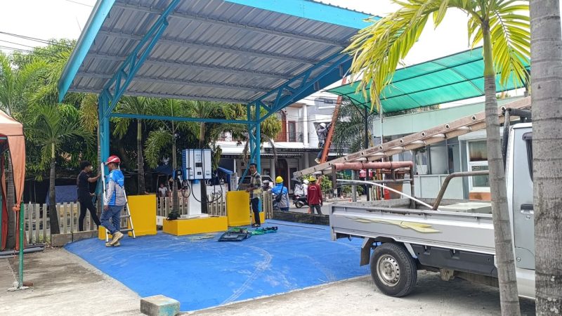 Isi Daya Mobil Listrik di Tempat Nongkrong, Lagota Cafe & Resto Parepare Siapkan SPKLU Fast Charging