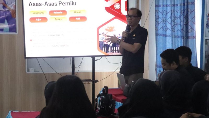 Pelajar SMKN 2 Parepare Siap Jadi Pengawas Partisipatif, Bawaslu Tanamkan Semangat Siaga Demokrasi