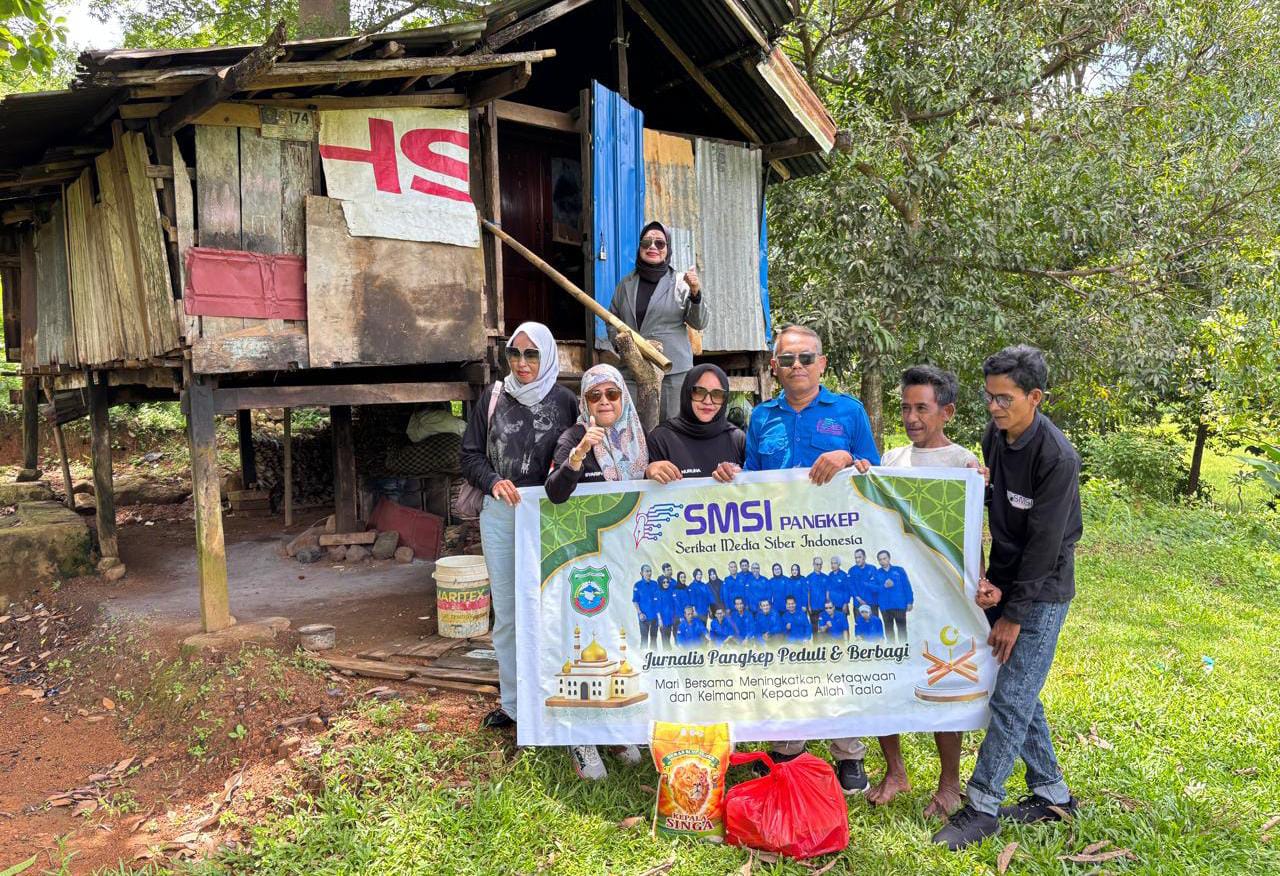 Sambut Ramadan 1447 H, SMSI Pangkep Tempuh Perjalanan Ekstrem Salurkan Bantuan untuk Warga Kurang Mampu di Tonasa Satu