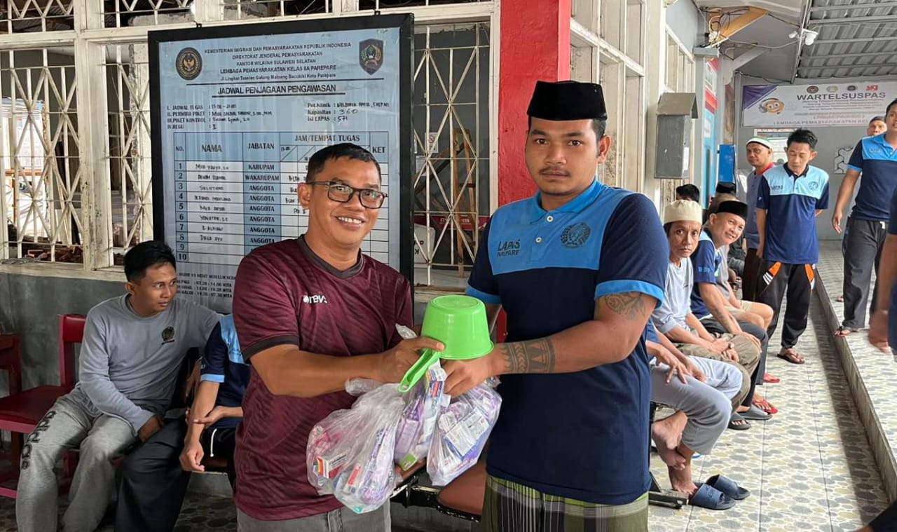 Lapas Parepare Bagikan Perlengkapan Mandi kepada 571 WBP di Bulan Suci Ramadan