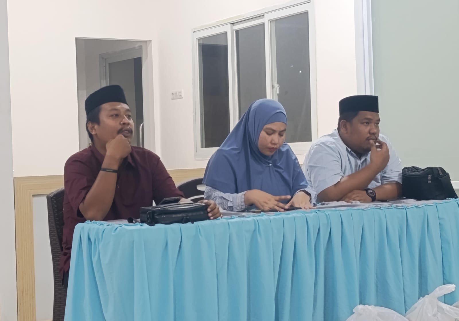 Satu Dekade Berkiprah, Mario Bakti Group Bagikan Seribu Paket Sembako hingga Bedah Rumah