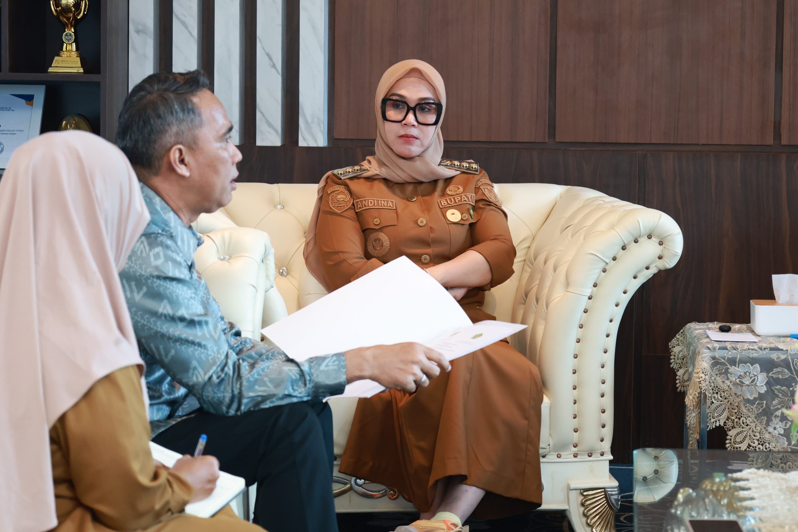 Bupati Barru Terima Audiensi Tim Balai Litbang Agama Makassar Bahas Pengukuran Indeks Berbasis Sosial-Keagamaan