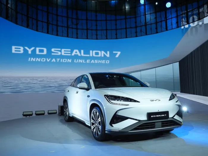 Penjualan Mobil Listrik BYD Turun Drastis Selama Bulan Februari 2026