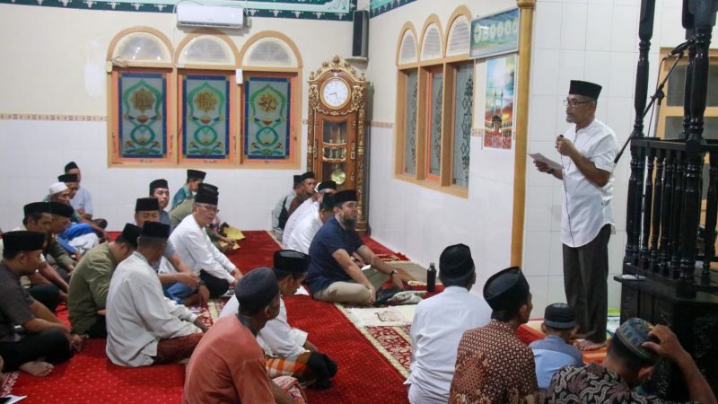 Safari Ramadhan di Masjid An Najah Sepe’e, Pj Sekda Barru Tekankan Perkuat Tali Persaudaraan