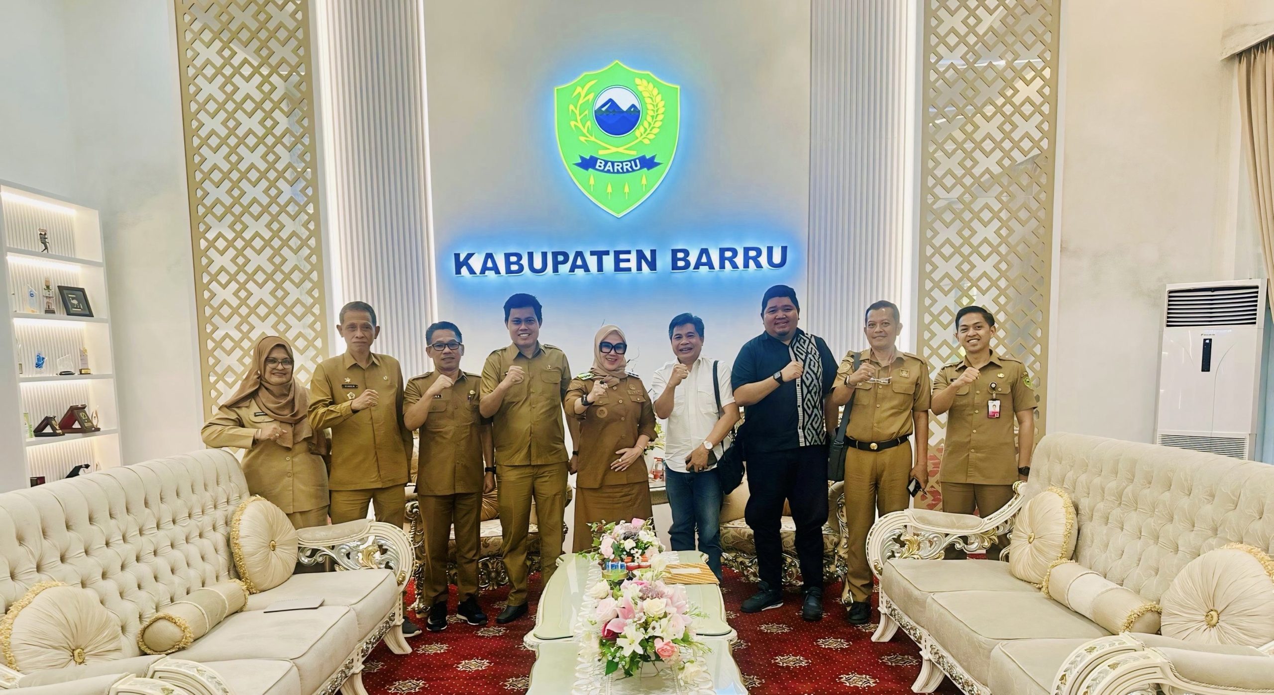 Bupati Barru Terima Audiensi Manajemen Indomaret, Bahas Kegiatan Gerai Ritel Modern & Pengembangan Investasi