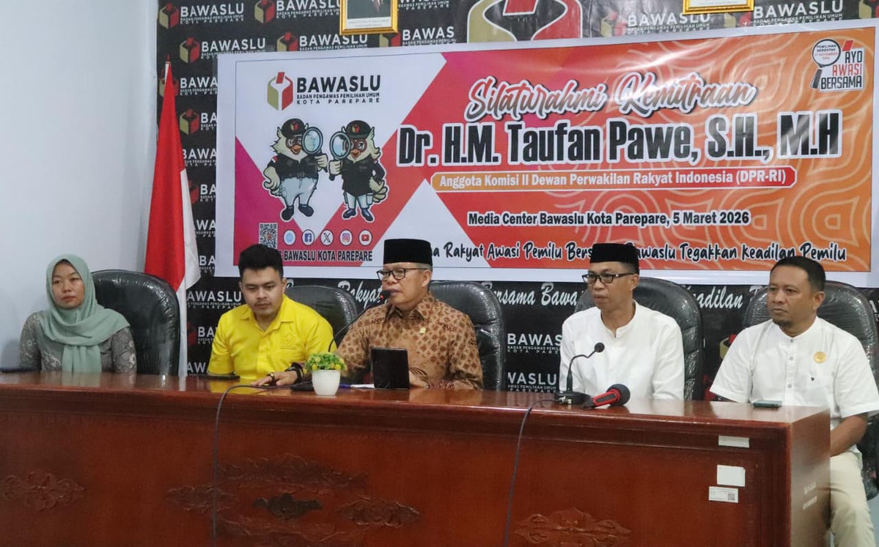 Bawaslu Parepare Terima Kunjungan Anggota Komisi II DPR RI Taufan Pawe: Bahas Penguatan Demokrasi dan Kelembagaan