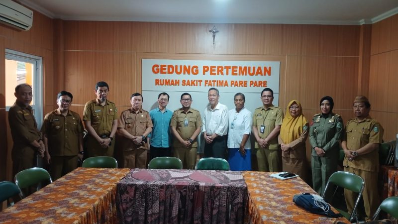 Sekda Parepare Kunjungi RS Fatima, Bahas Isu Aturan Pekerja Perempuan Muslim Tak Dibolehkan Berjilbab