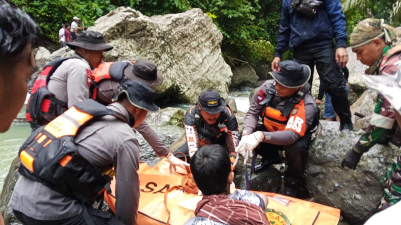 Bhabinkamtibmas yang Terseret Banjir di Pinrang Ditemukan Meninggal Dunia