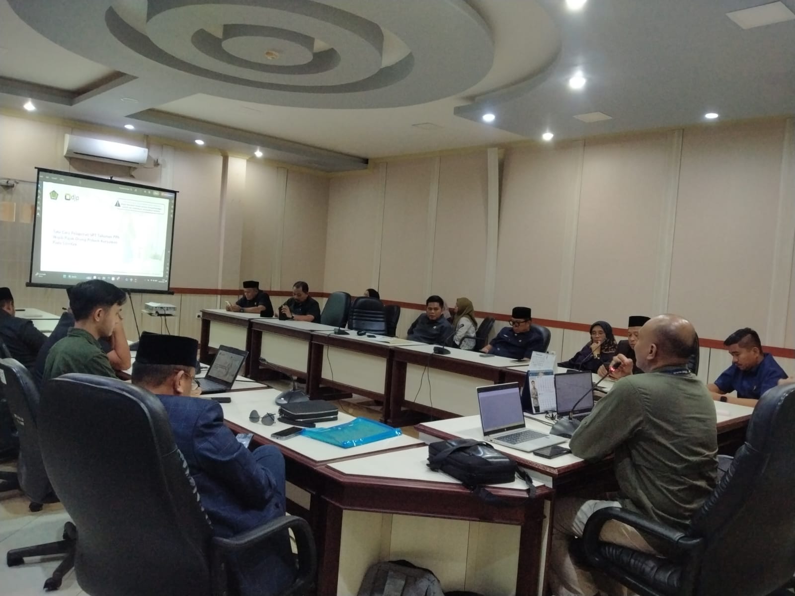 Anggota DPRD Luwu Timur Ikuti Sosialisasi Pelaporan SPT Tahunan oleh KP2KP Malili