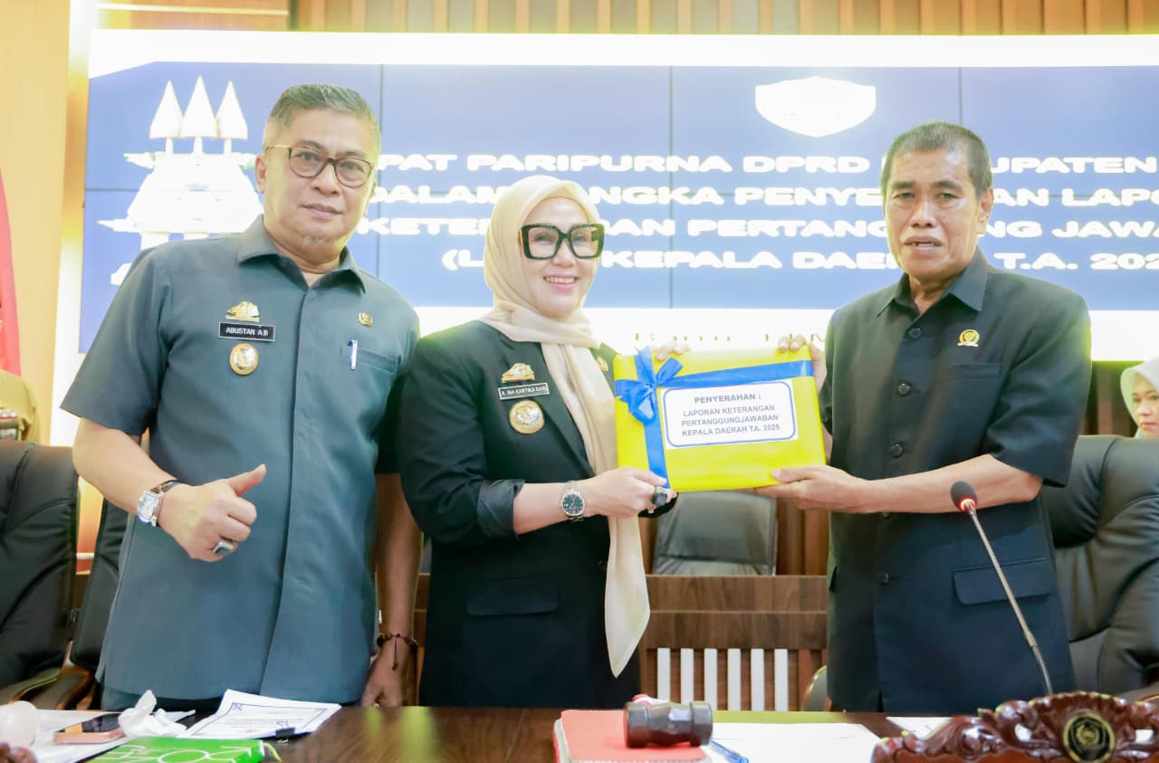 Serahkan LKPJ Kepala Daerah TA 2025, Bupati Barru Dorong DPRD Perkuat Pengawasan Kualitas Pembangunan Infrastruktur