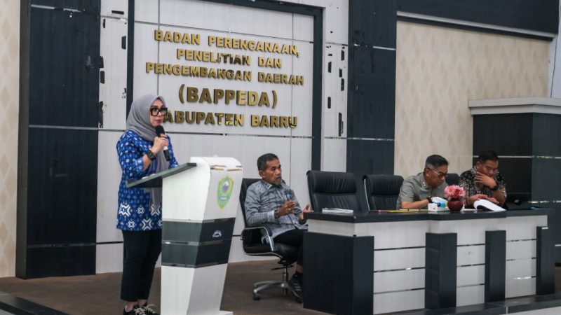 Bupati Barru Tekankan Penanganan Kemiskinan & Stunting Harus Melalui Kerja Bersama yang Terintegrasi, Terarah, & Berkelanjutan
