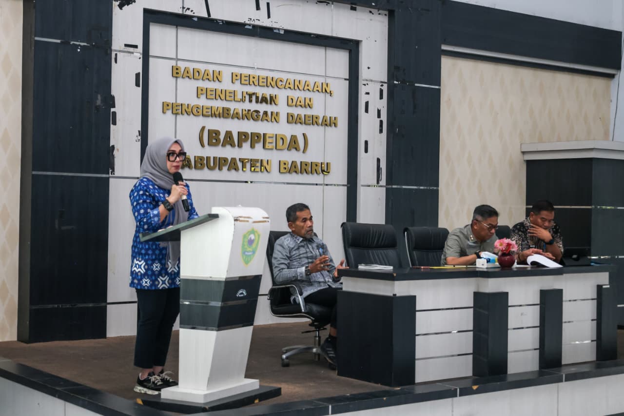 Bupati Barru Tekankan Penanganan Kemiskinan & Stunting Harus Melalui Kerja Bersama yang Terintegrasi, Terarah, & Berkelanjutan