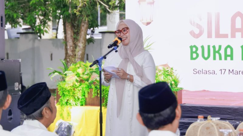 Bukber di Rujab Bupati Barru Berlangsung Meriah dan Penuh Kekeluargaan