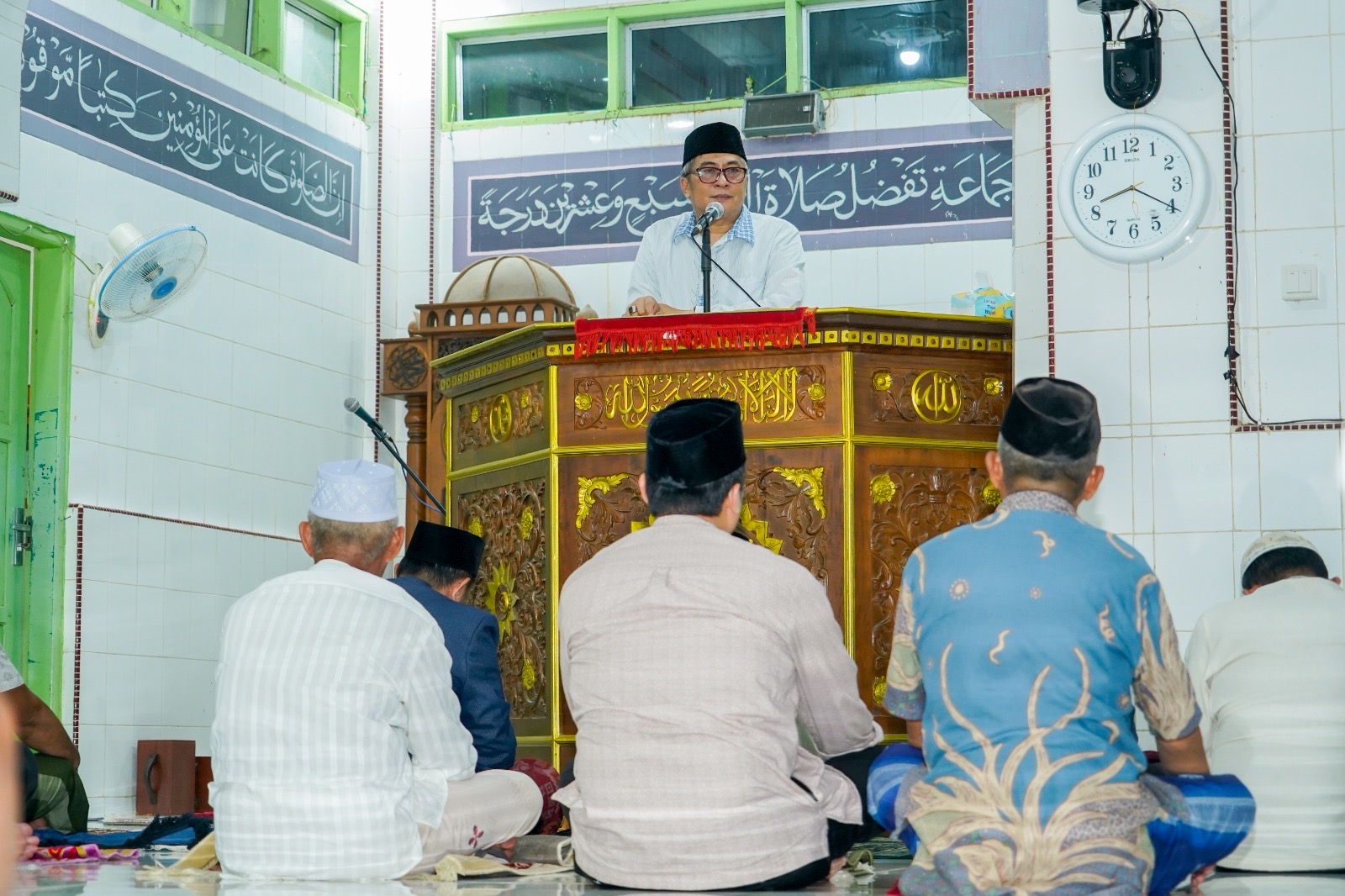 Safari Ramadan di Masjid Al Ittifaqi Lembae, Abustan Paparkan Sederet Capaian Pembangunan Pemkab Barru