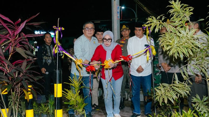 Andi Ina Kartika Sari Resmikan Videotron Sebagai Sarana Informasi Publik Lebih Modern & Efektif