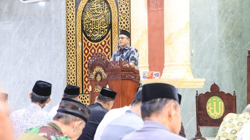 Kapolres Barru AKBP Ananda Fauzi Harahap Safari Ramadan di Masjid Al-Jawahir Mangempang