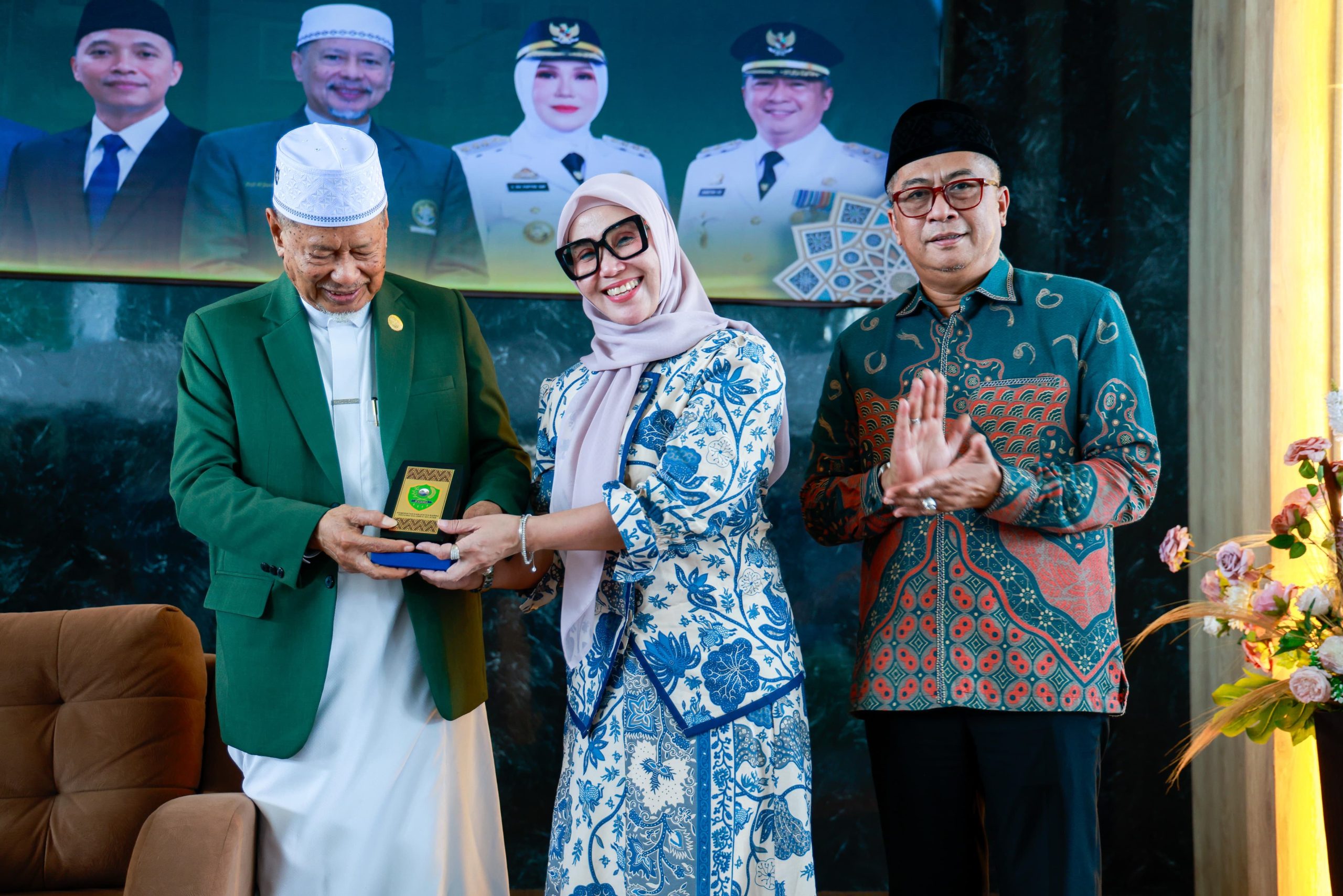 Andi Ina Tegaskan Komitmen Dukungan Penuh Pengembangan Pondok Pesantren DDI Mangkoso