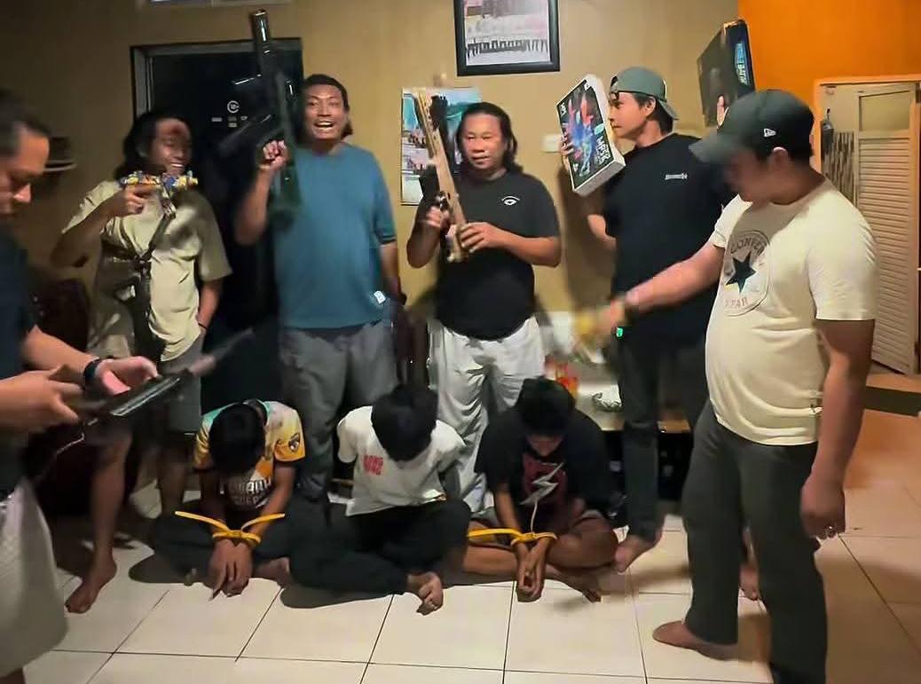 Tiga Pemuda Dibekuk Resmob Polres Parepare, Puluhan Senjata Mainan Dicuri dari Mobil Warga