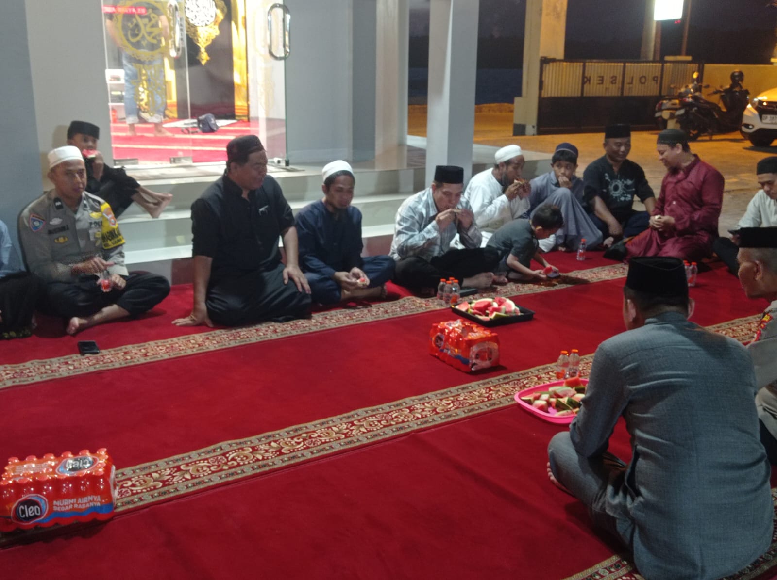 Polsek KPN Sambut Hangat 7 Jemaah I’tikaf di Musallah Nur Qolby, Kuatkan Silaturahmi