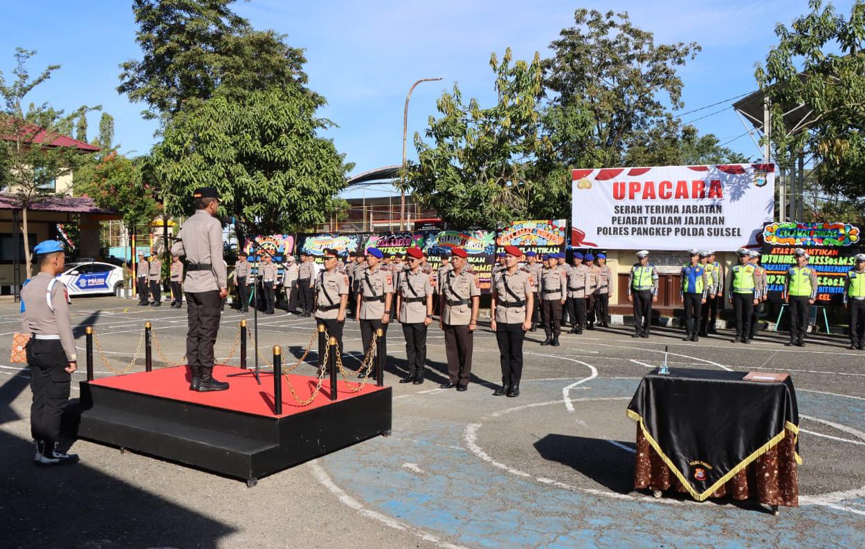 Mutasi Besar di Polres Pangkep, Kasat Reskrim, Polair, Narkoba, hingga Kapolsek Terganti