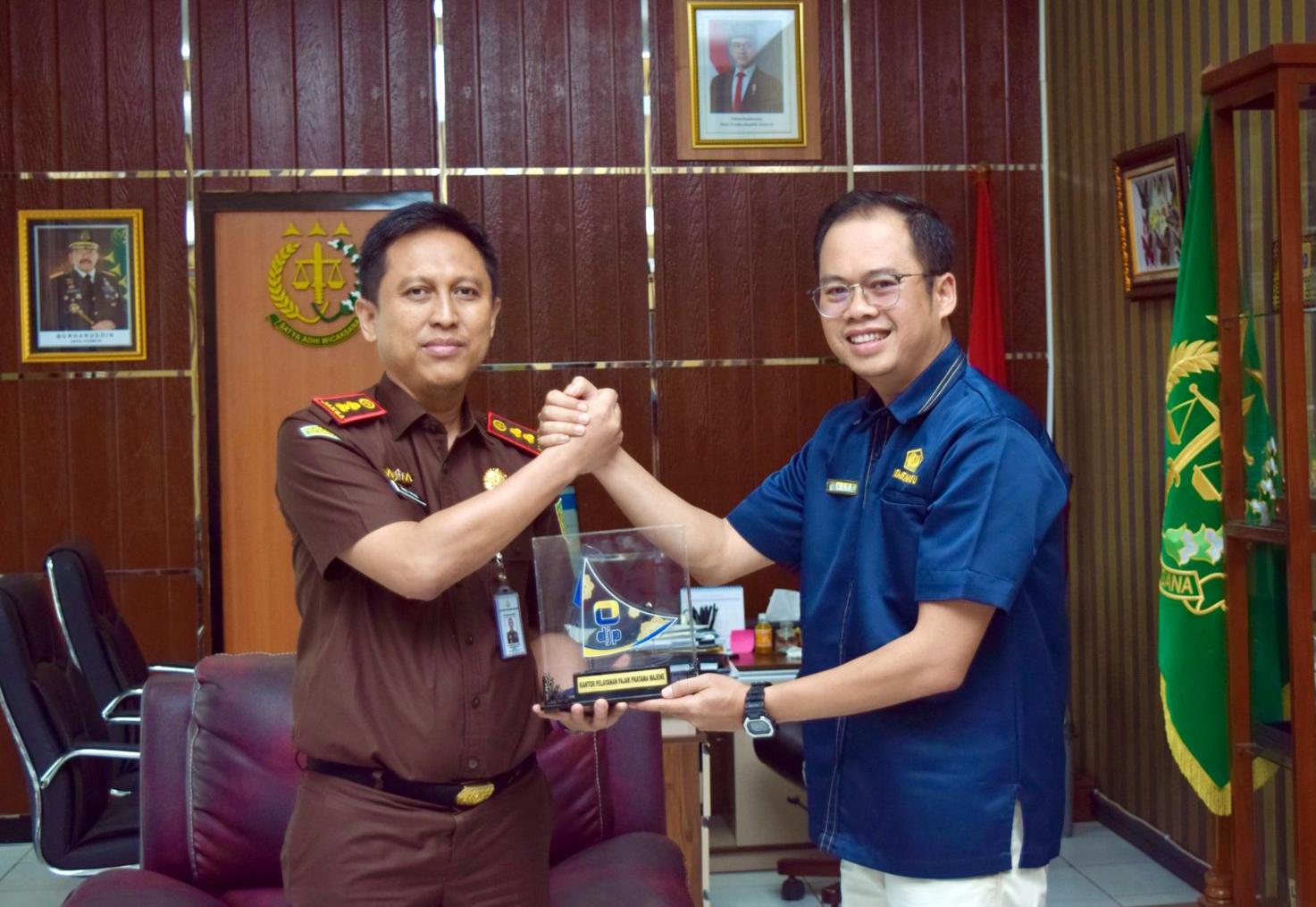 Perkuat Kolaborasi, KPP Pratama Majene dan Kejari Tingkatkan Pengawasan Dana Desa