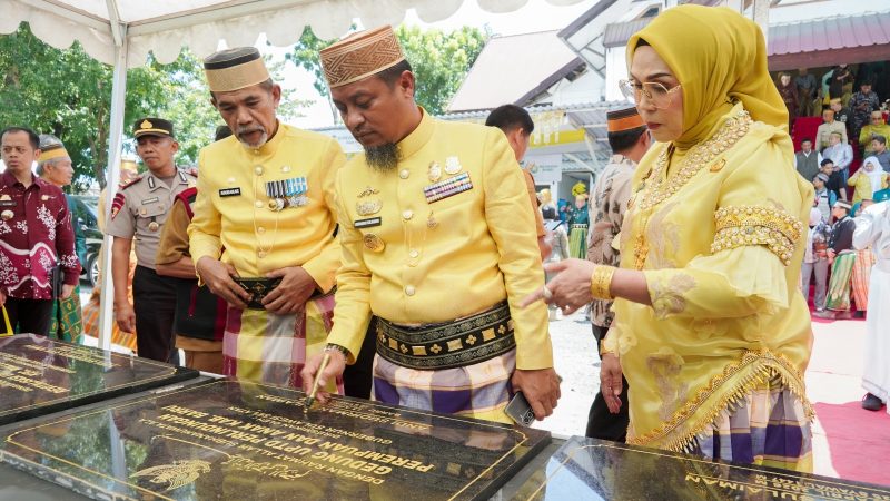 Pemkab Barru Terima Berbagi Bantuan Strategis Bernila Miliaran dari Gubernur Sulsel di Puncak HUT ke-66