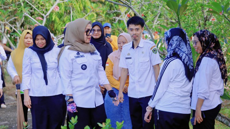Bupati Barru Ajak ASN dan Masyarakat Budayakan Hidup Bersih Serta Perkuat Semangat Gotong Royong