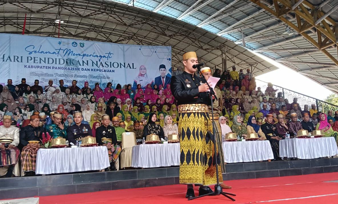 Pemkab Pangkep Gelar Upacara Peringatan Hardiknas 2026