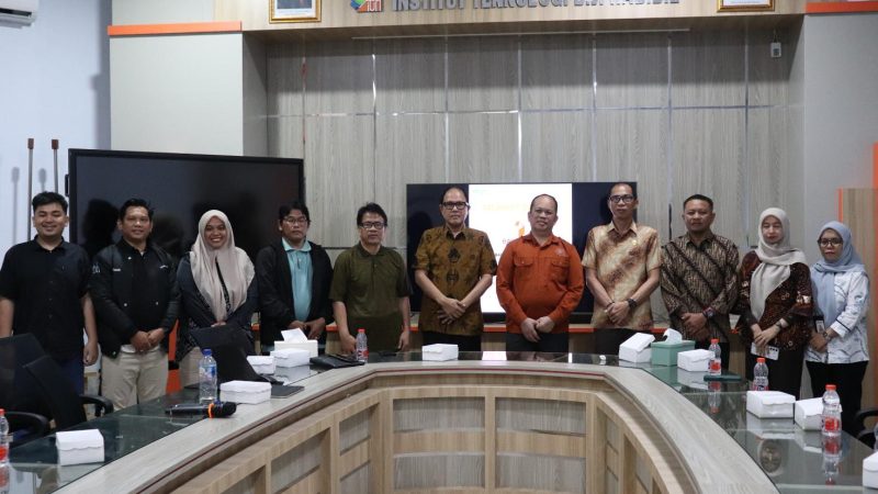 Bawaslu Parepare Kolaborasi dengan ITH, Dorong Pendidikan Politik dan Pengawasan Partisipatif Mahasiswa