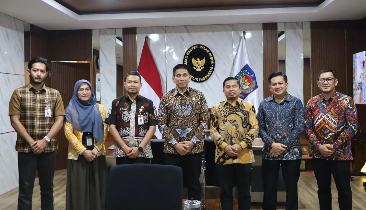 Bertemu Wamendagri, Tasming Bahas Efisiensi Anggaran hingga Restrukturisasi OPD