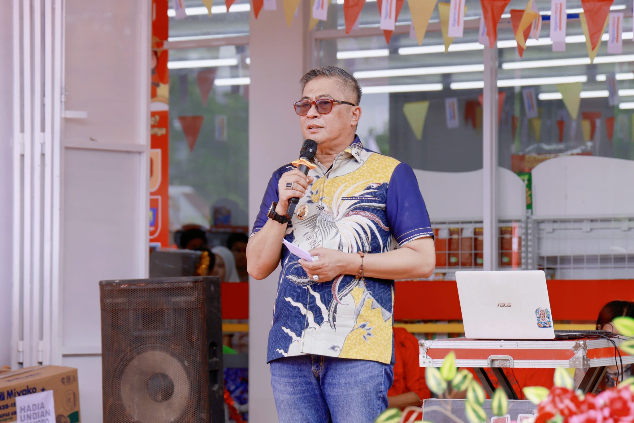 Wabup Barru Resmikan Nganro Mart, Dorong UMKM dan Ekonomi Lokal Tumbuh