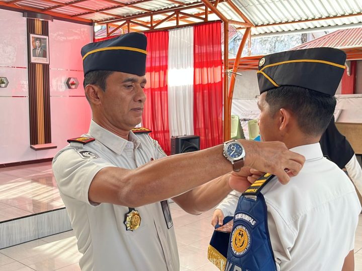Kalapas Parepare Pimpin Apel Pagi dan Penyematan Kenaikan Pangkat Pilihan Ka KPLP