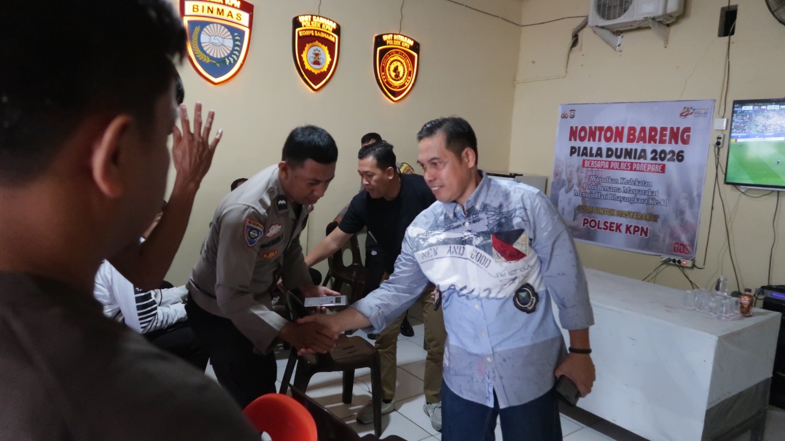 Polsek KPN Polres Parepare Gelar Nobar Piala Dunia 2026, Pererat Kedekatan Polri dan Masyarakat