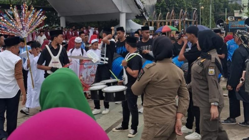 Warga Pinrang Tumpah Ruah Ikut Pawai 1 Muharram