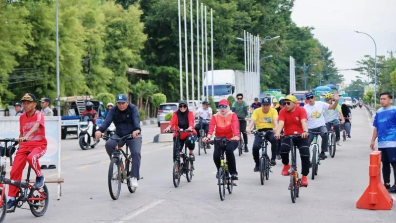 Bike to Work Resmi Dimulai di Barru, ASN Bersepeda dan Jalan Kaki ke Kantor