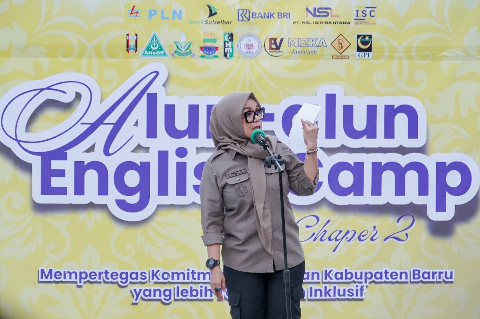 Bupati Barru Buka Alun-Alun English Camp Chapter 2, Dorong Lahirnya Kampung Inggris di Barru