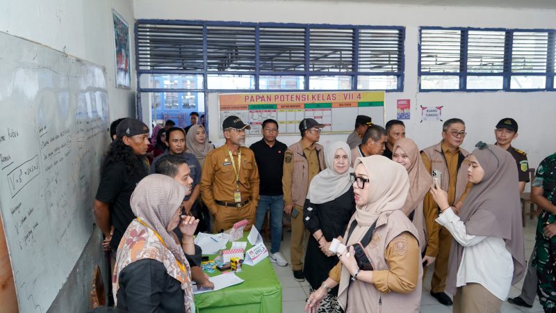 Bupati dan Forkopimda Pantau Langsung Pilkades Serentak, Andi Ina Ajak Warga Jaga Kondusivitas