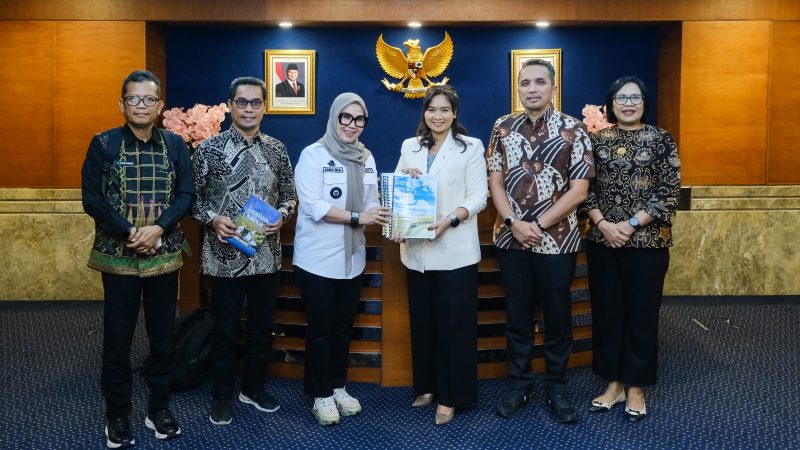 Bupati Andi Ina Promosikan Potensi Wisata Barru ke Kementerian Pariwisata, Dorong Barru Jadi Destinasi Unggulan