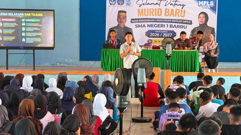 Satresnarkoba Polres Barru Edukasi 406 Siswa Baru SMAN 1 Barru tentang Bahaya NAPZA