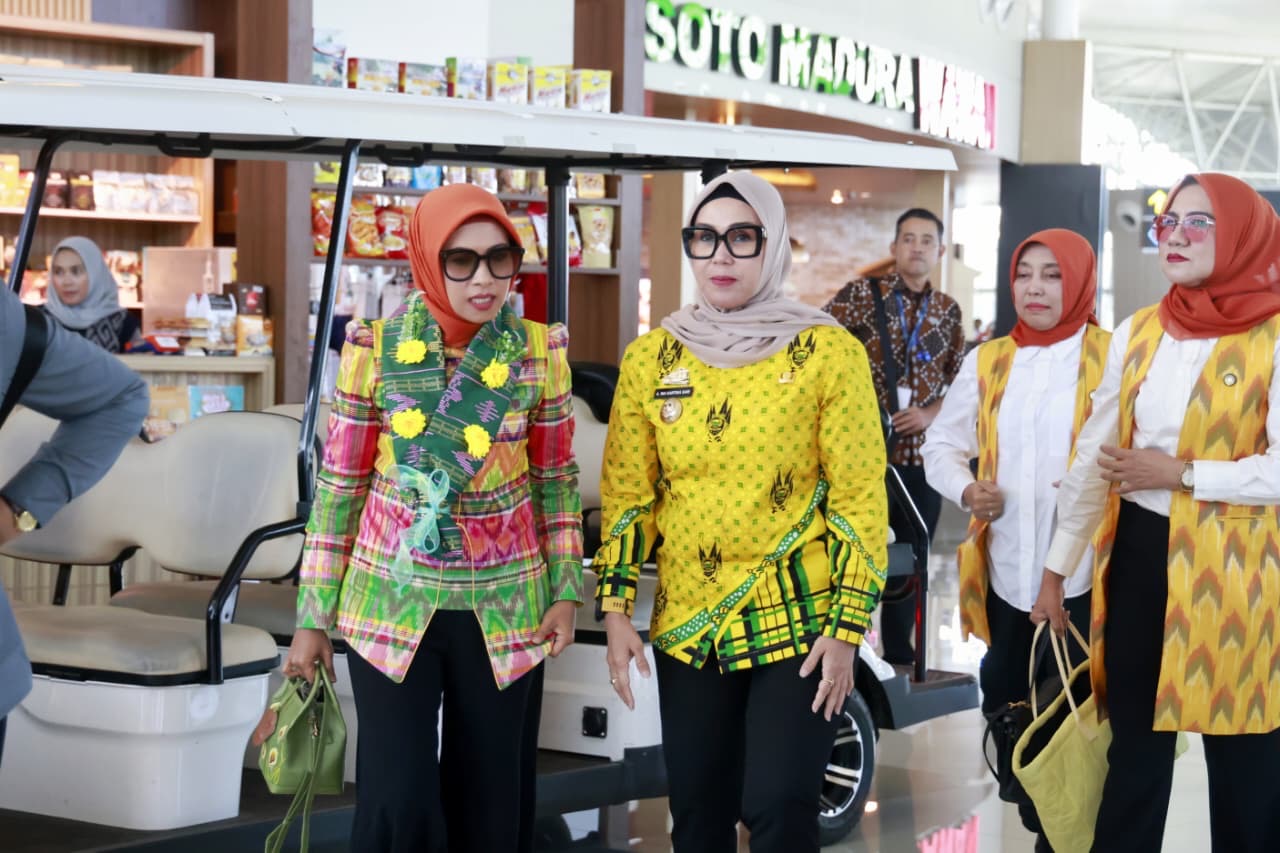 Andi Ina Sambut Kedatangan Sri Suparni Bahlil di Makassar, Awali Agenda Kunjungan Kerja ke Barru