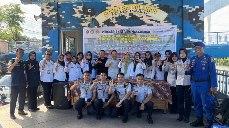 PIP Makassar dan Poltekpel Barombong Gelar PKM di Posko Satpolairud Pangkep