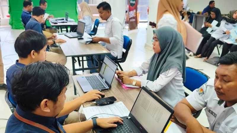 328 Desa di Bone Ikuti Review APBDes dan Monitoring Evaluasi Pajak Dana Desa