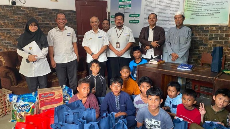 DJP Peduli Sambut Hari Pajak, KPP Pratama Kolaka Salurkan Bantuan kepada Anak Yatim dan Duafa