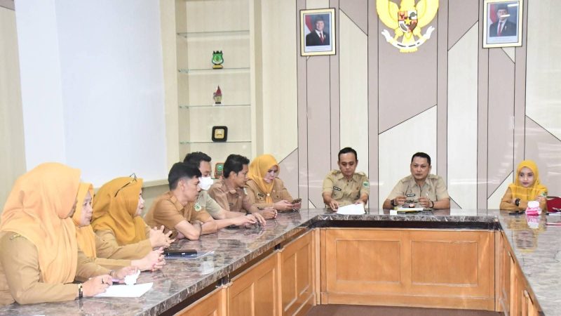 Gelar Rapat Perdana Pasca Dilantik, Sekwan DPRD Pinrang Tekankan Maksimalkan Pelayanan Prima