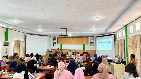 KPP Pratama Kolaka dan Dinkes Tingkatkan Kapasitas Pelaku IRTP melalui Bimtek Keamanan Pangan dan Sosialisasi Perpajakan