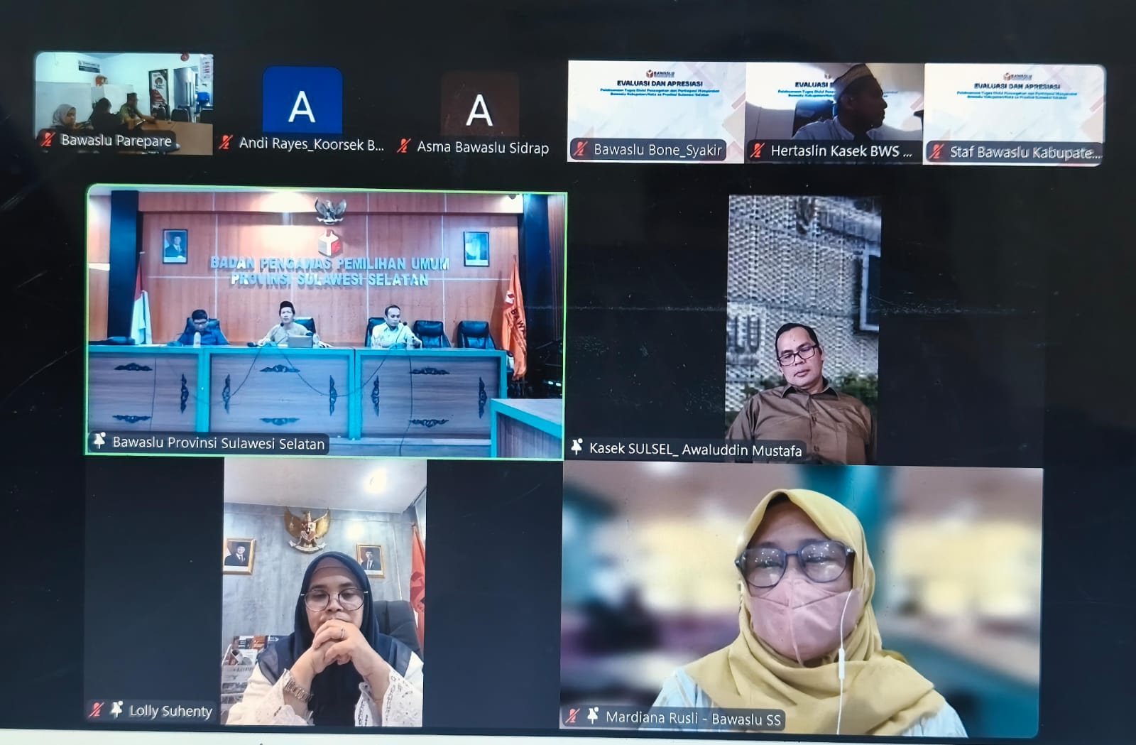 Kerja Kolaboratif Berbuah Prestasi, Bawaslu Parepare Sabet Dua Penghargaan Tingkat Provinsi