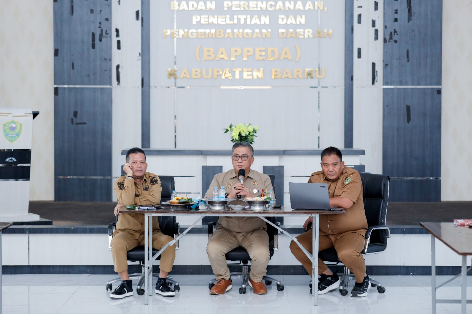 Wabup Barru Pimpin Monev Program Ekonomi Berkecukupan, Dorong Kemandirian Masyarakat